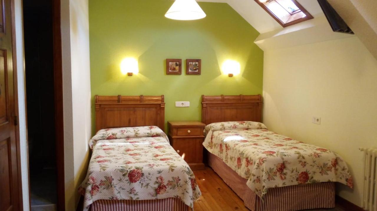 Hostal Casa Sario Jaurrieta Buitenkant foto