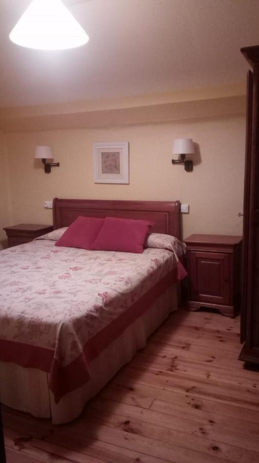 Hostal Casa Sario Jaurrieta Buitenkant foto